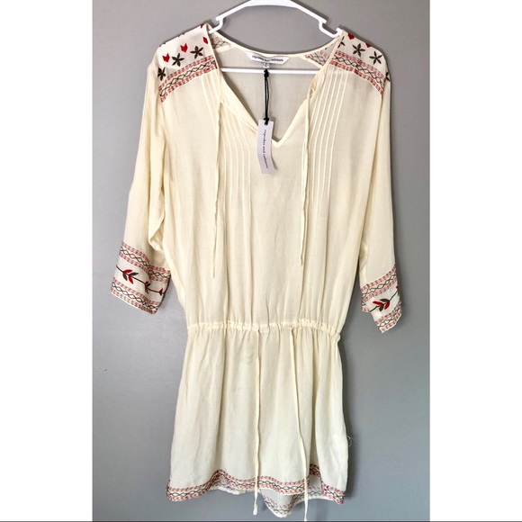 Cupcakes & Cashmere Dress - Picture 2 of 6